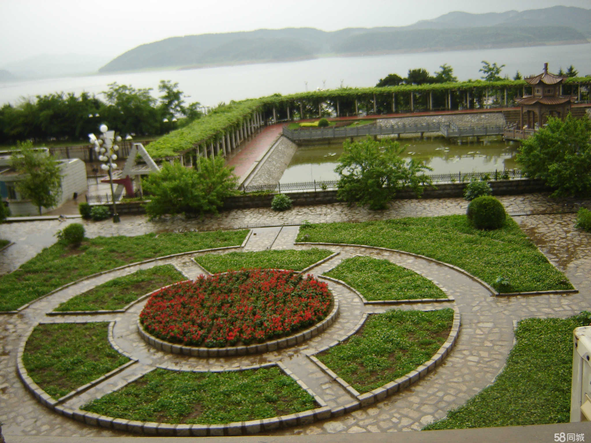 文山潘洲園林綠化工程 匠心筑景，廣告設(shè)計亦如造林',